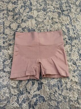 SHEIN Dusty Rose Seamless High-Waist Athletic Shorts